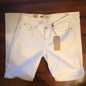 NWT Levi white curvy bootcut jeans
